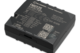 FMU125 GPS tracker